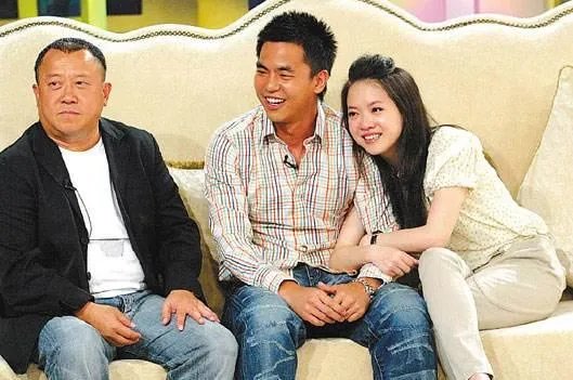 曾志伟儿子和女儿介绍：两儿一女都很为他争脸