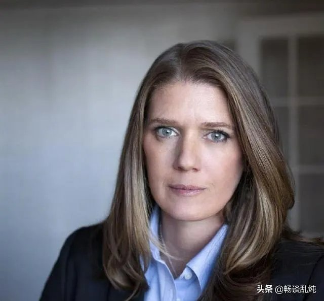 怎么看待特朗普被自己的侄女起诉呢?