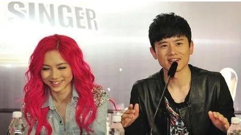 邓紫棋张杰有一腿?邓紫棋16岁失身照片曝光