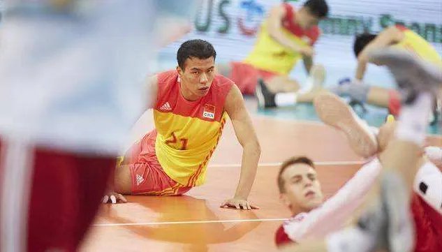 中国男排0-3伊朗比赛情况如何?