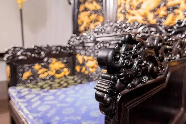 唐僧老婆身家505亿,号称“中国紫檀女王”,是真的吗?