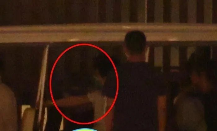 李健妻子孟小蓓个人资料简介 与妻子近况出游照片