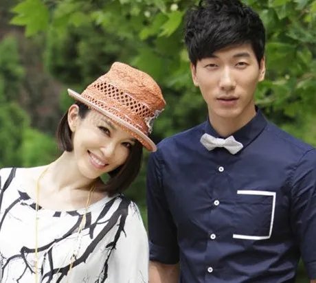 莫万丹张亮到底什么关系？ 曝老婆是圈外人士