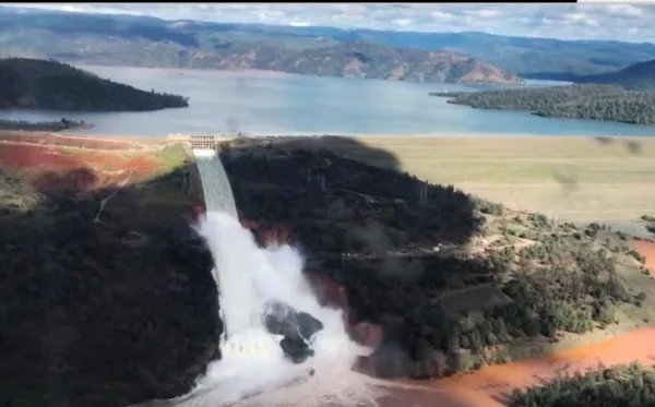 美国最高水坝或决堤是怎么回事?