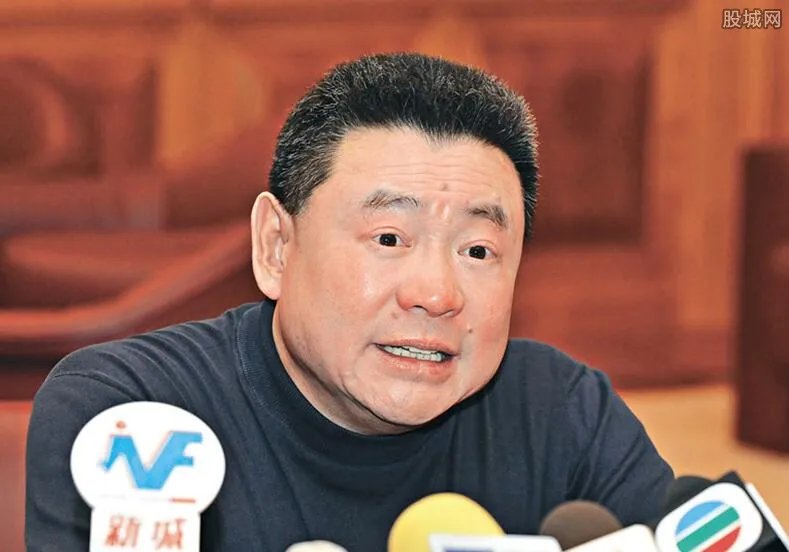 刘銮雄将清仓恒大预亏超110亿港元 亏损也要离场