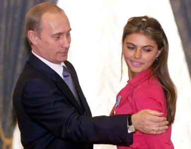 邓文迪和普京是真的吗恩爱海滩照 普京为啥看不上邓文迪什么关系