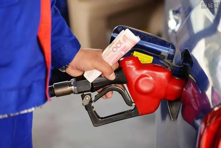 油价将迎四连涨 或创今年来最大涨幅