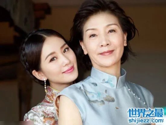 刘诗诗妈妈评价吴奇隆,刘诗诗家庭背景曝光