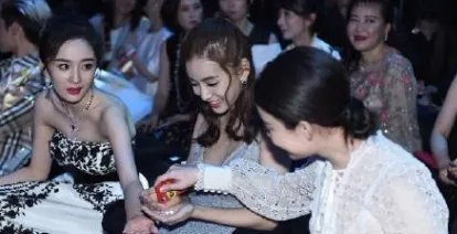 杨幂baby刘诗诗倪妮到底谁被艳压?