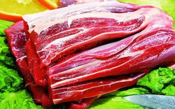 宁波一健身私教多次在超市偷牛肉，当事人将会被如何处罚？