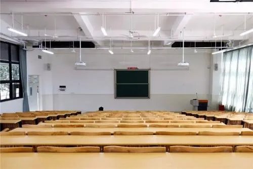 官方回应中学要求家长捐款装空调,官方说了什么?