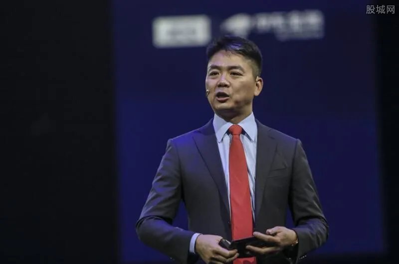 刘强东为什么看上奶茶 自曝娶奶茶妹妹不是因为她漂亮