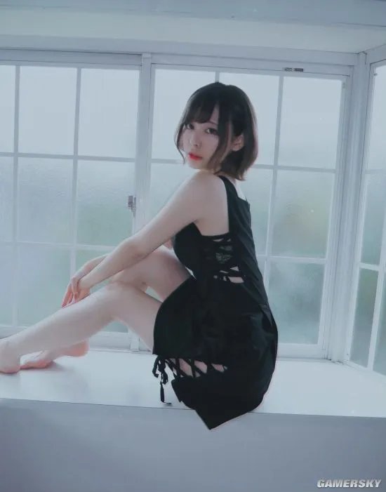 可爱大胆的童颜樱花妹 白皙嫩妹小日向结衣