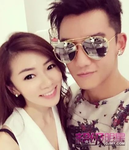 郑恺公开恋情示爱女友 女方身份背景大曝光