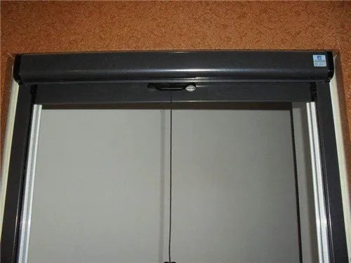 卷帘纱窗怎么拆卸