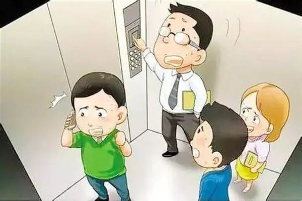 小区电梯突然加速撞顶楼致1死,坐电梯遇到紧急情况该怎么办?