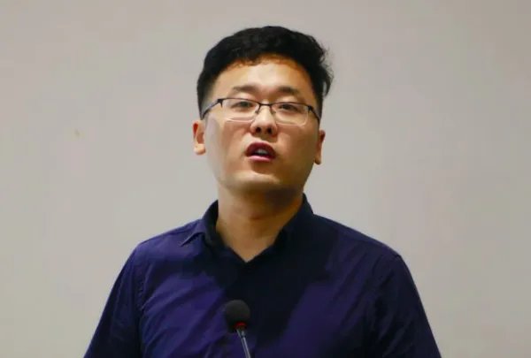 王雨磊是华南理工大学教授?