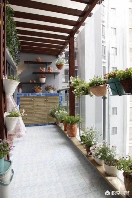 长方形的小阳台怎么打造小花园？