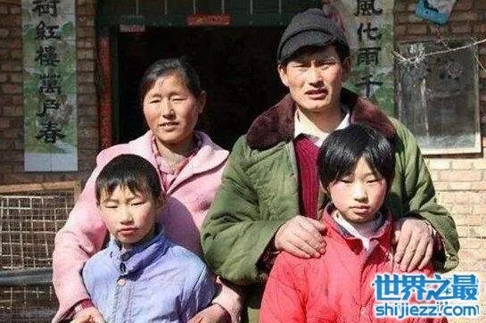 朱之文离婚后的老婆，大衣哥出名后抛弃糟糠之妻 