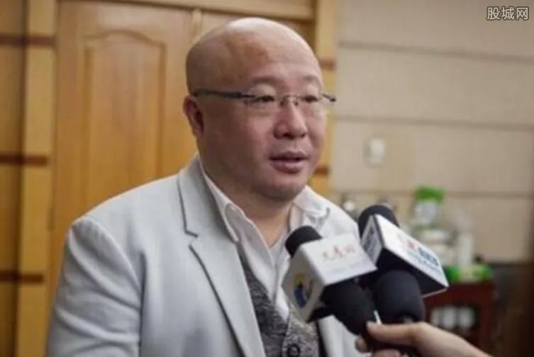 钱宝网最新消息 张小雷钱宝网骗局大曝光