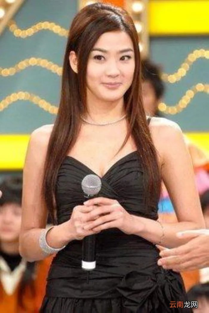 与洪小铃长相似亲姐妹 洪小铃江祖平