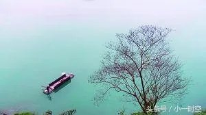 著名作家余光中病逝了吗?