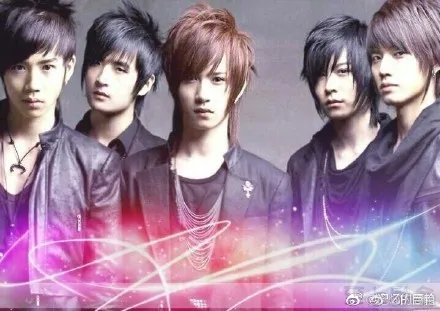 李茂婚礼为什么没请至上励合 弦子是二婚吗前夫是谁照片离婚原因