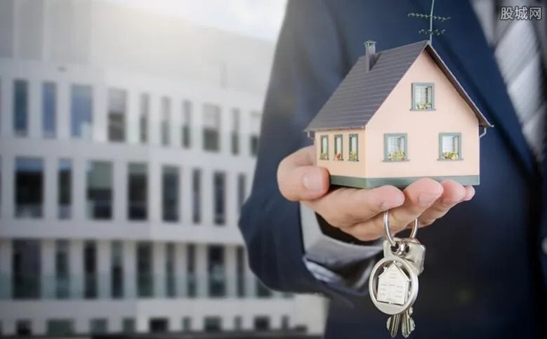 93年包租婆有400栋楼 月收入过亿元是真的吗