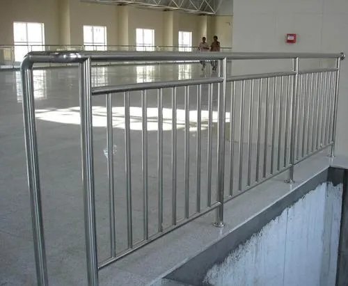 不锈钢楼梯扶手是怎么制作的