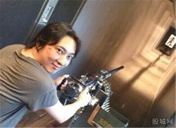 王思聪骂赵本山是农民真的吗谁更厉害 赵本山回应王思聪炮轰的话