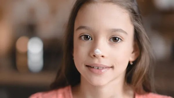 妹妹捡瓶子为患癌哥哥存钱 白血病的早期症状和前兆