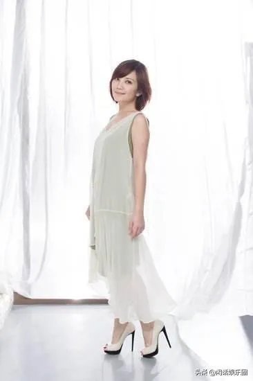 大手牵小手梁静茹