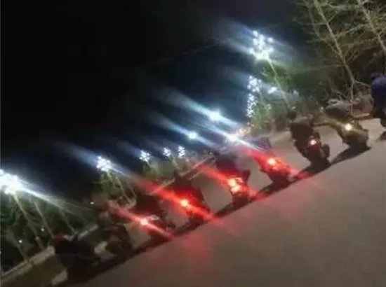 17人飙车被抓是怎么回事？