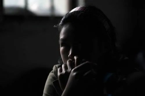 这个女孩嫁黑人小伙为啥当晚就后悔(图)