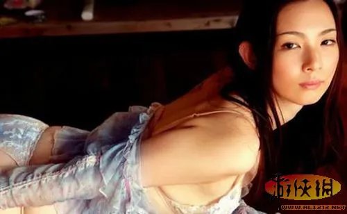 日本最新美乳嫩模图赏 波涛汹涌火辣堪比奶牛！