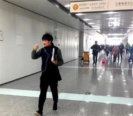 网曝王大治已当爹,网友:那孩子的妈是谁?