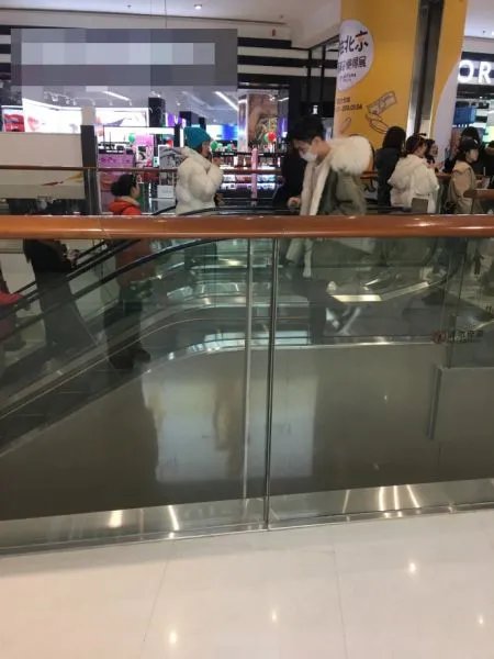 张艺兴小摊被偶遇是怎么回事?具体什么情况