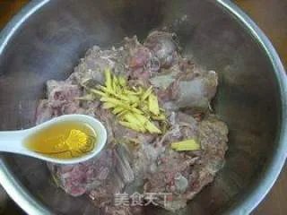 麻辣兔肉
