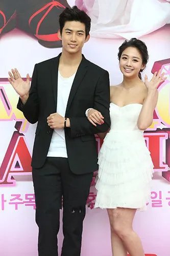 【图】吴映洁我们结婚了发布会 人气很旺在韩国受捧