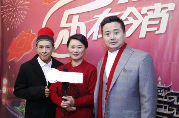 三卫视办喜剧春晚是怎么回事？