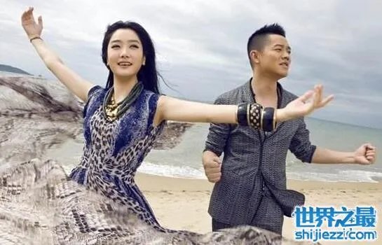 杨魏玲花和曾毅睡觉图片，两人都不是对方的菜 