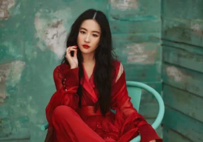 刘亦菲发长文是怎么回事 刘亦菲发长文说了什么