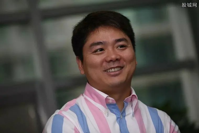 刘强东演讲险晕倒 刘强东身价多少亿2017