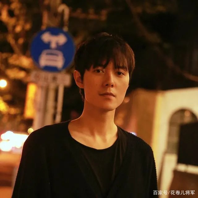 男演员张超道歉否认出轨劈腿金晨 演员张超是富二代吗个人资料