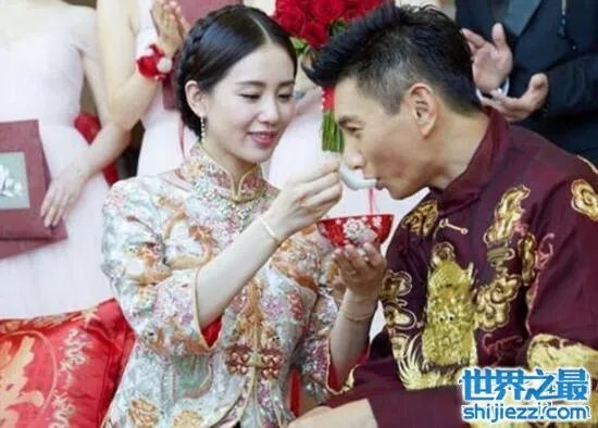 刘诗诗妈妈评价吴奇隆,刘诗诗家庭背景曝光