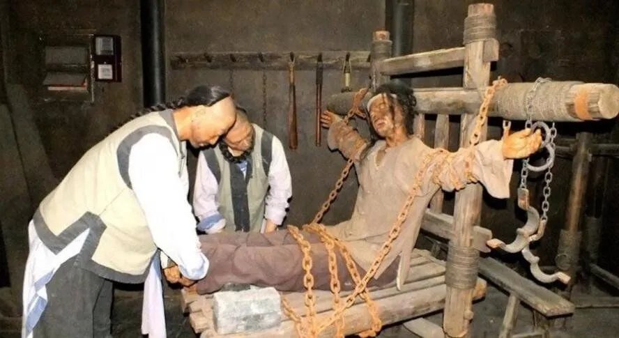 猎奇什么叫老虎凳刑具 古代妇女用的刑具老虎凳