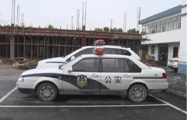 南京农妇采茶被人一箭穿心是怎么回事?