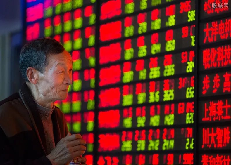 31省区市新增境外输入确诊13例 医药股行情如何？