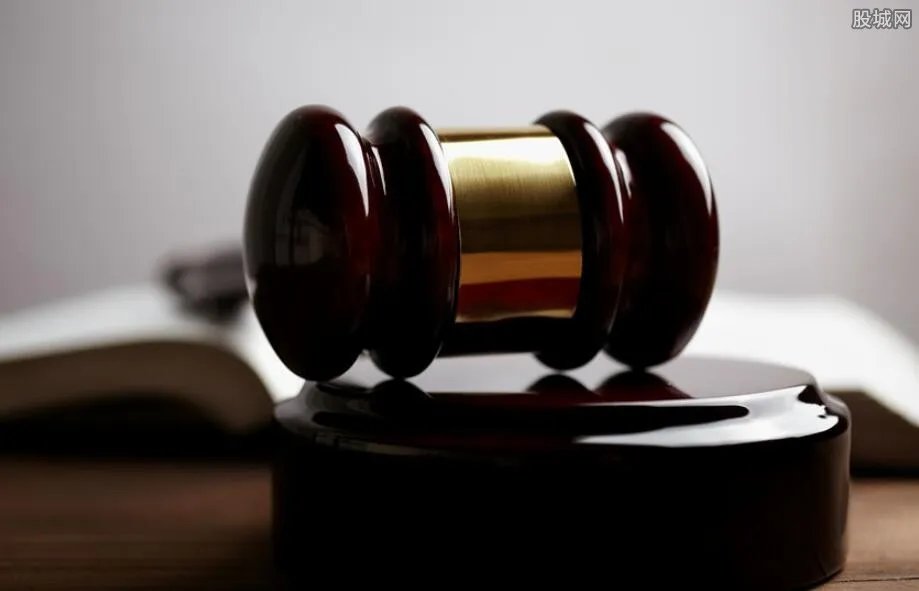 摩的司机追骂交警 一路辱骂半小时何至猖狂如此