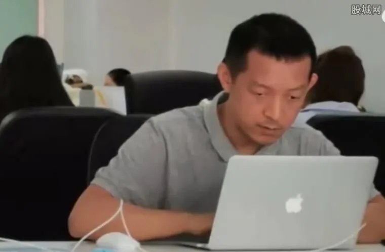 蒋方舟与柳智宇是恋人吗 揭北大才子当和尚原因结婚生子了吗